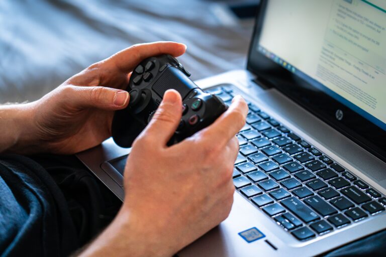 7 Game-Changing Benefits of Cloud Computing for Scaling Modern Tech Enterprises