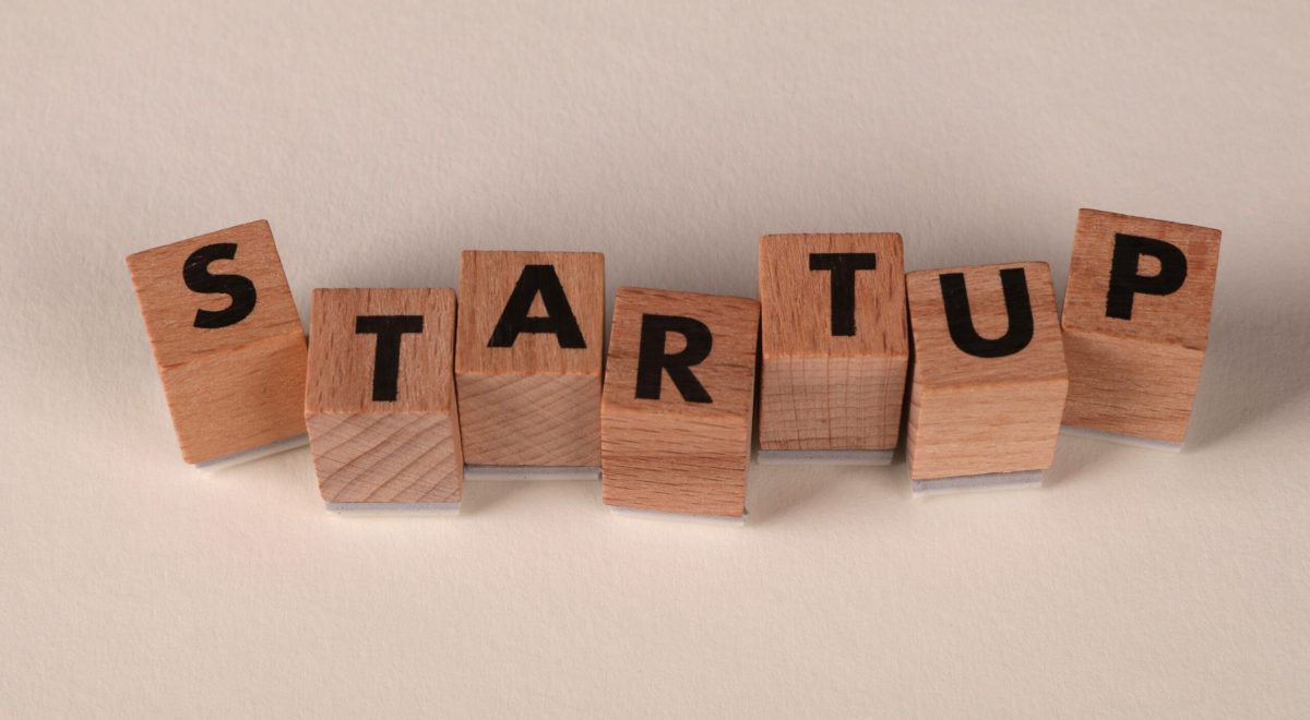 8 Key Factors to Consider When Choosing the Right Tech Stack for Your Startup