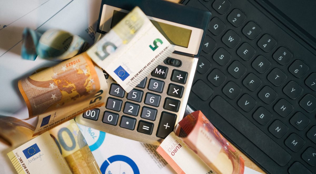 Data Analytics for Small Businesses: How to Compete with Industry Giants on a Budget